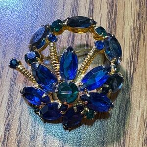 Luxurious Sapphire Emerald and Gold Floral Brooch